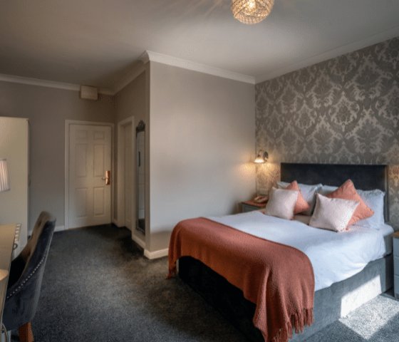 Castlearch executive rooms www.cusackhotels.ie_v3